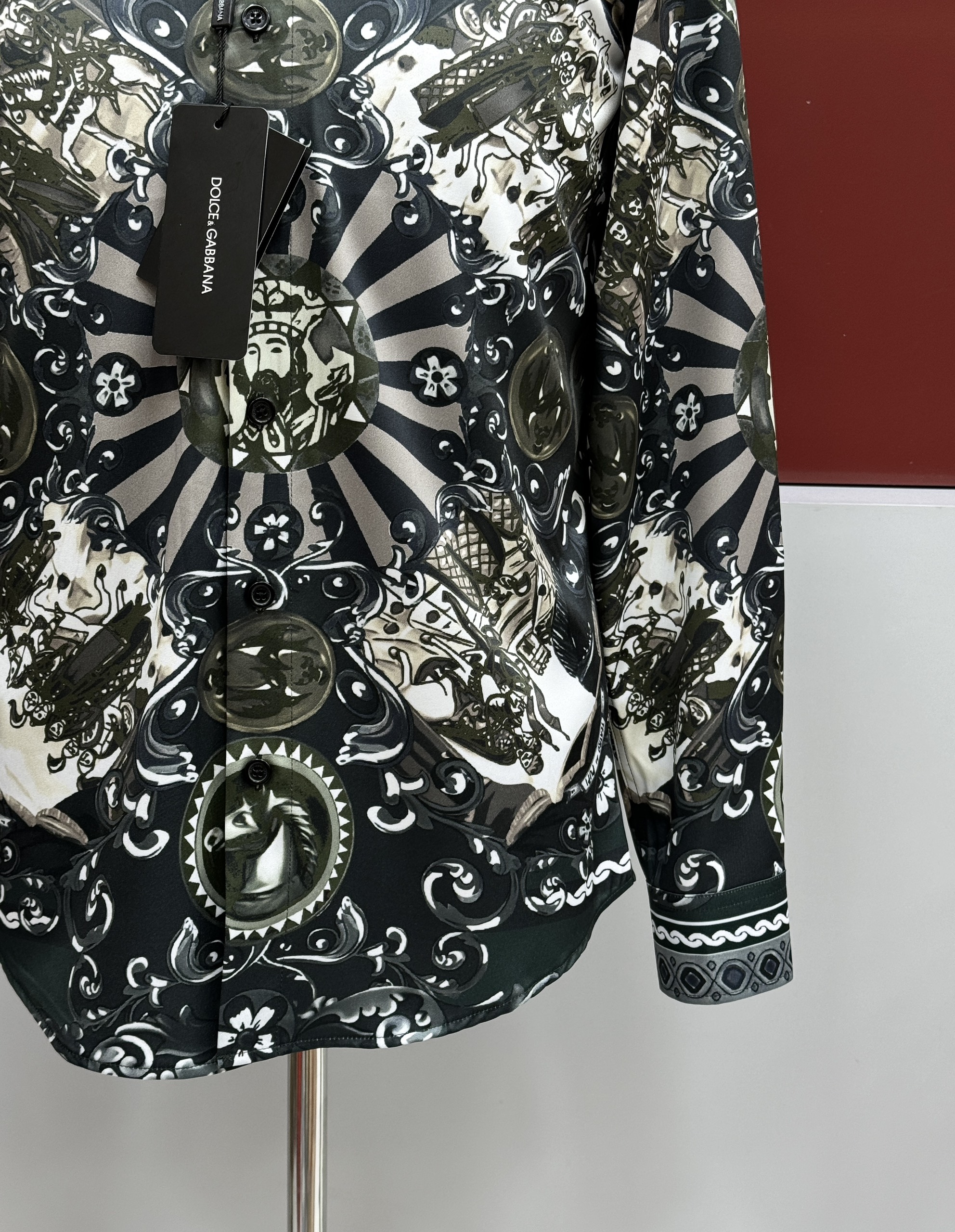 Áo sơ mi dài tay Dolce Gabbana DG Xanh rêu họa tiết hoa văn ngựa Like Auth on web CD